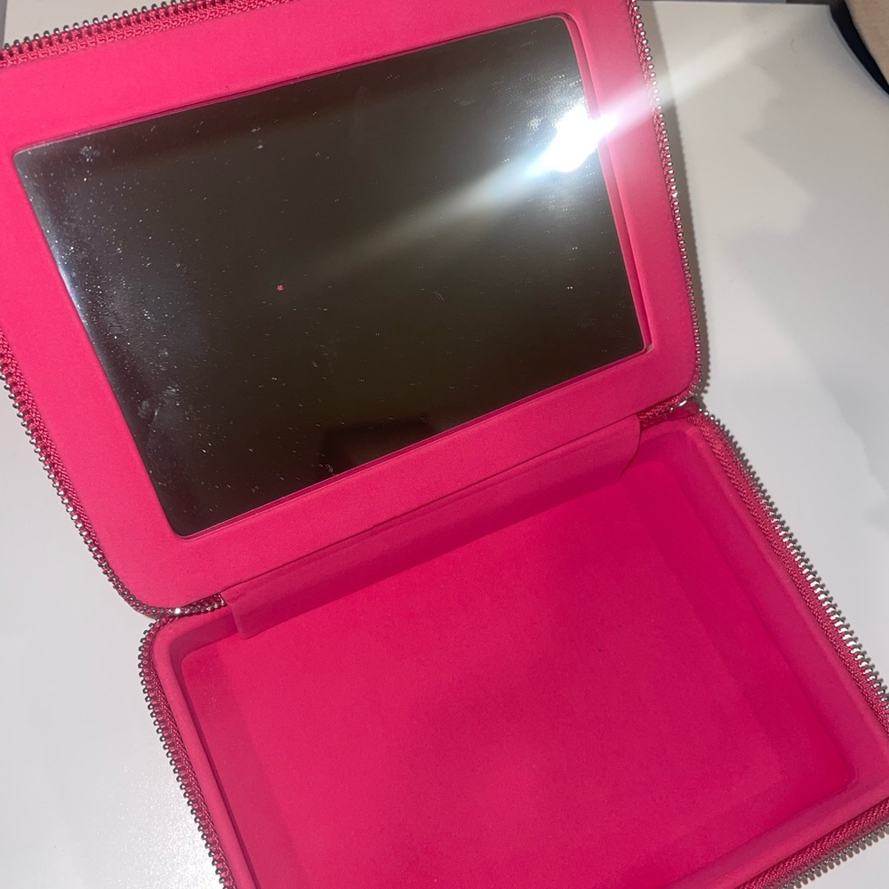 Dior Addict Stellar Shine Lipstick Clutch - Picture 2 of 10